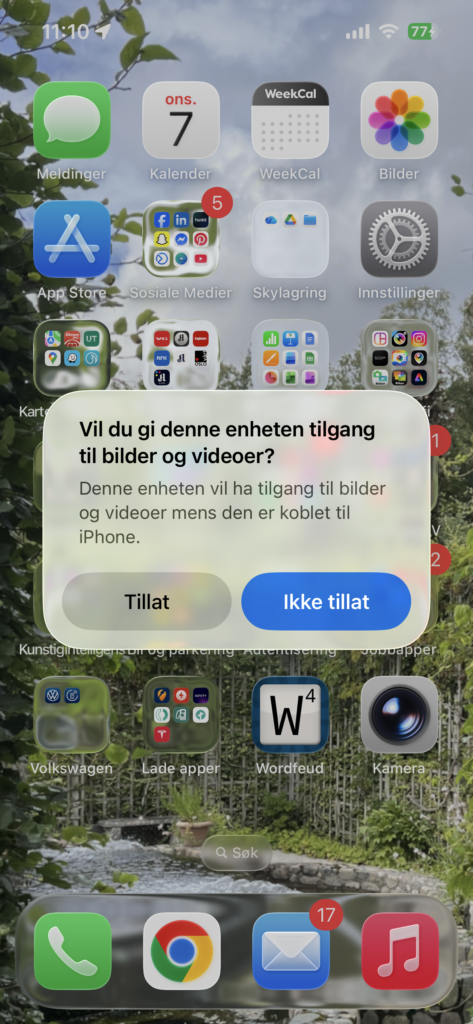 Mobilskjerm med dialogboks for å tillate tilgang fra PC